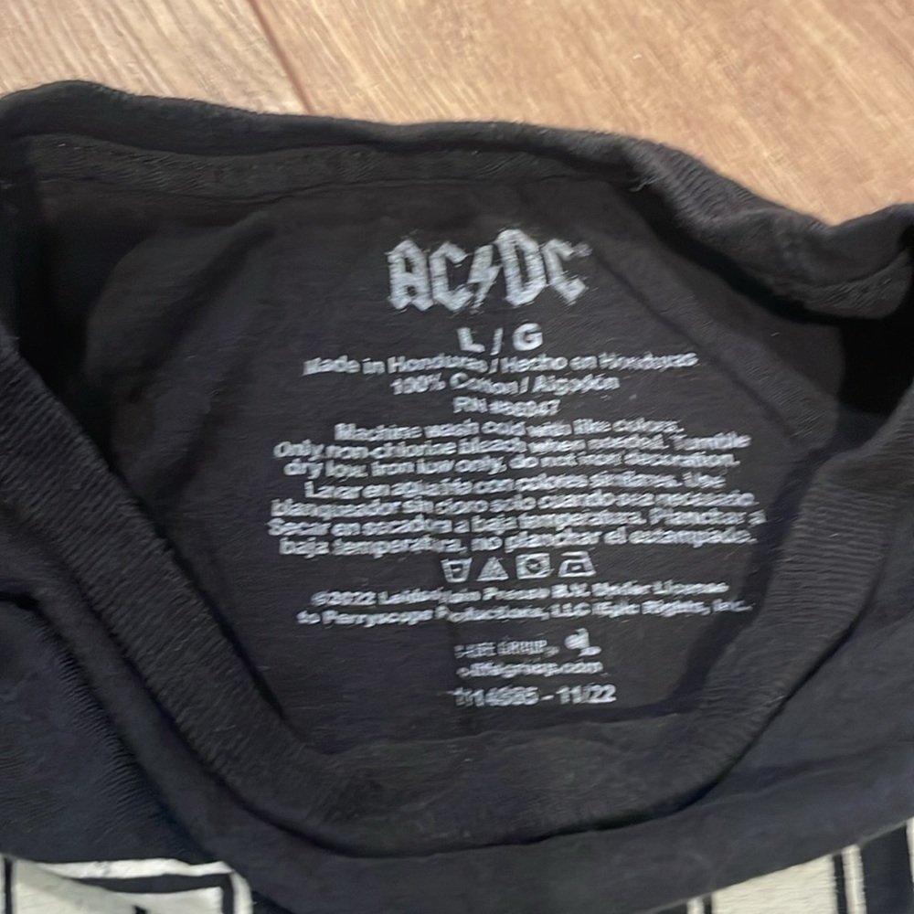 ACDC Tee - Picture 3 of 4